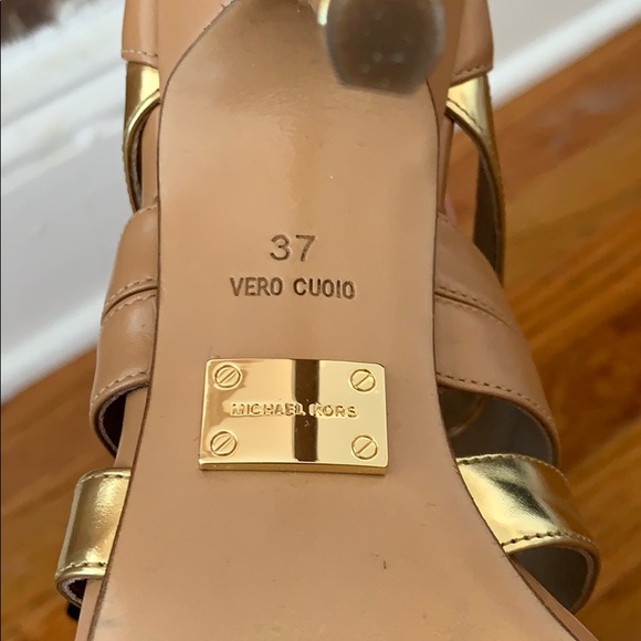 Michael Kors Collection Caged Peep Toe Pumps Sz 37 - Picture 7 of 9